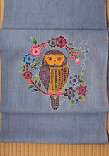 画像をギャラリービューアに読み込む, 紅型太鼓帯「ふくろうの丸紋」