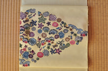 画像をギャラリービューアに読み込む, 紅型名古屋帯 ポイント「イノー 珊瑚畑」