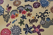 画像をギャラリービューアに読み込む, 紅型名古屋帯 ポイント「イノー 珊瑚畑」