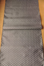 画像をギャラリービューアに読み込む, 銀灰色南風原花織着尺