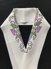 画像をギャラリービューアに読み込む, 紅型半襟 ぶどう